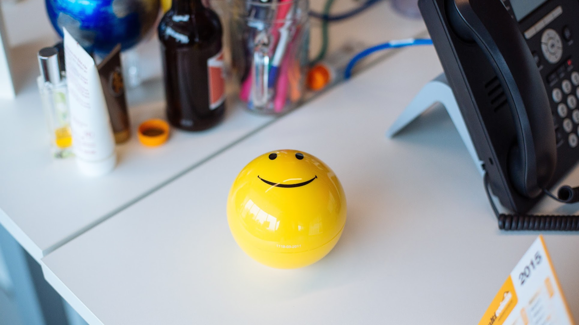 Smiley Face Desk Ball